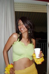 UK cool Indian Paki honeys