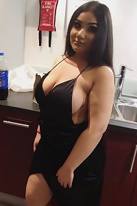 dirty UK Paki tart Who loves spunk
